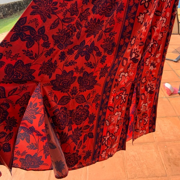 Molly and Isadora full length dress. - Picture 4 of 5